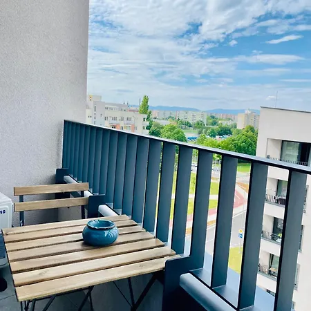Smartapartment Prudy Trnava, Free Parking, 800m Cityarena * Τρνάβα